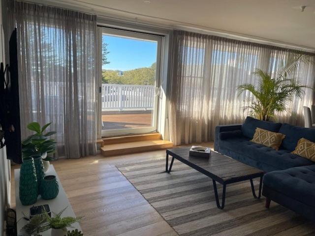 Seabreeze Hotel Nelson Bay Buitenkant foto